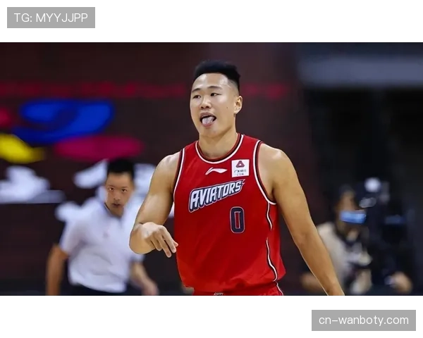 深圳队内线冲击力成取胜关键 王浩然贺希宁联手主导比赛进攻端 深圳队内线冲击力成取胜关键 王浩然贺希宁联手主导比赛进攻端